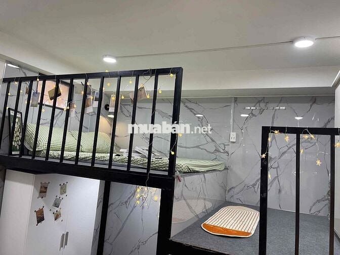 Căn hộ duplex 2 không gian ngủ, full nội thất, bàn ăn, gần Quận 1,3,PN