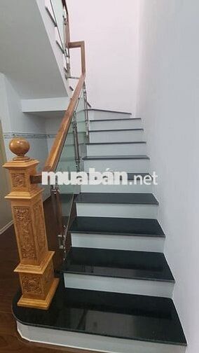 Nhà bán TT Cần Giuộc, view sông, đã hoàn thiện, đủ tiện ích
