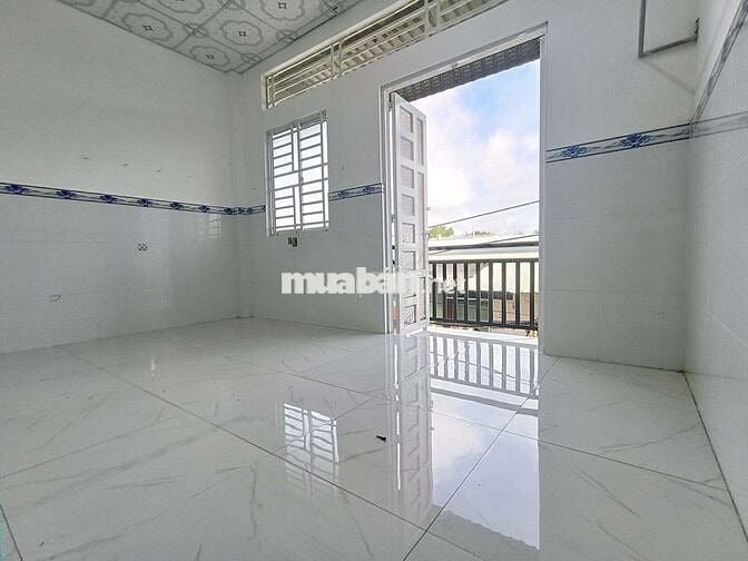Bán 3 căn trệt lầu cách đường Trần Chiên 20mét