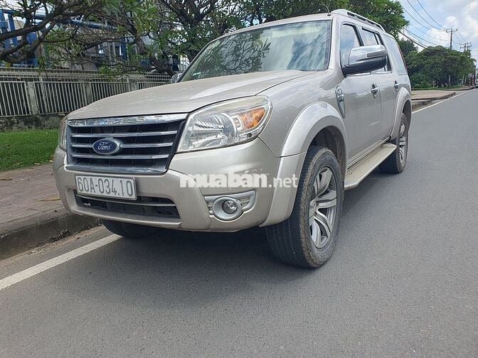 Ford Everest 2011 2.5L 4x2 MT - 120000 km