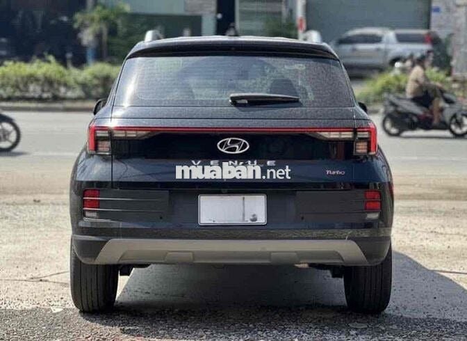 🔴 Hyundai Venue 1.0 Turbo đặt biệt 2023 - 50k km