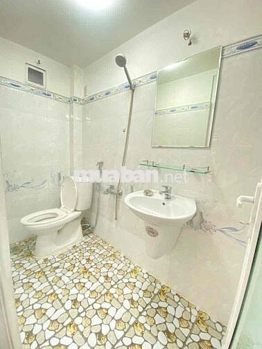Giảm Sâu Phòng Ban Công Tách Bếp Máy Giặt Riêng Ngay Thích Quảng Đức