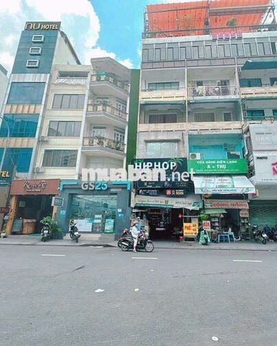 Nhà bán. Mặt tiền đường Nguyễn Gia Trí (D2) cũ, phường.25, Q.BT.
