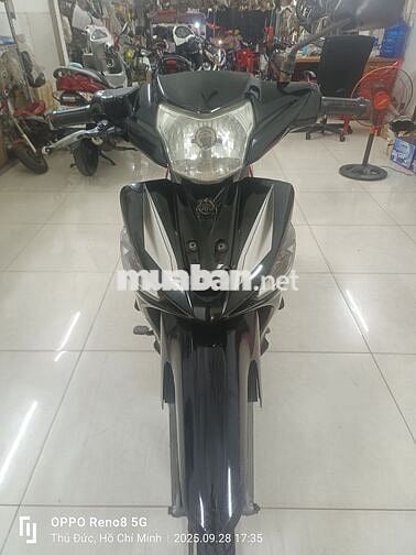Xe máy Yamaha Taurus màu đen, ít sử dụng