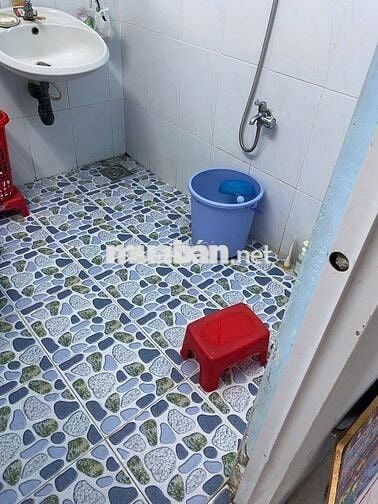 Phòng rộng rãi ở được nhiều người ban công cửa sổ lớn P.5 Bình Thạnh