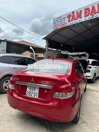 Mitsubishi Attrage  1.2L MT - 11000 km