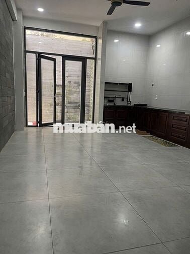 NHÀ 3 TẦNG, 4PN 3WC, SÂN ĐẬU OTO, KDC BÌNH CHIỂU, GẦN CHỢ ĐẦU MỐI