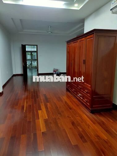 CHO THUÊ NGUYÊN CĂN ĐƯỜNG HOÀNG HOA THÁM DT 9X23M TRỆT 3 LẦU