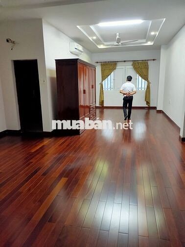 CHO THUÊ NGUYÊN CĂN ĐƯỜNG HOÀNG HOA THÁM DT 9X23M TRỆT 3 LẦU
