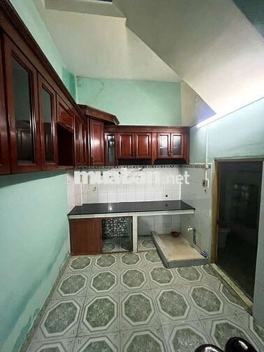 Cho thuê nhà nguyên căn đúc lầu+ lửng đs3 p9 gv gồm 3pn 2wc 6.5tr