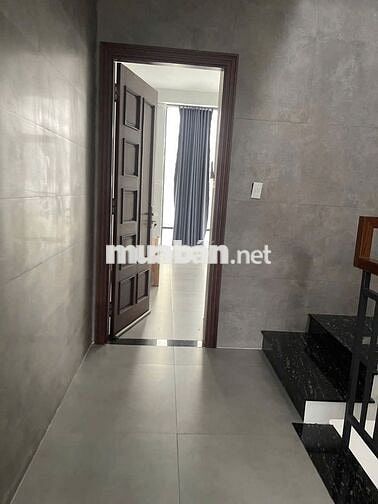 NHÀ 3 TẦNG, 4PN 3WC, SÂN ĐẬU OTO, KDC BÌNH CHIỂU, GẦN CHỢ ĐẦU MỐI