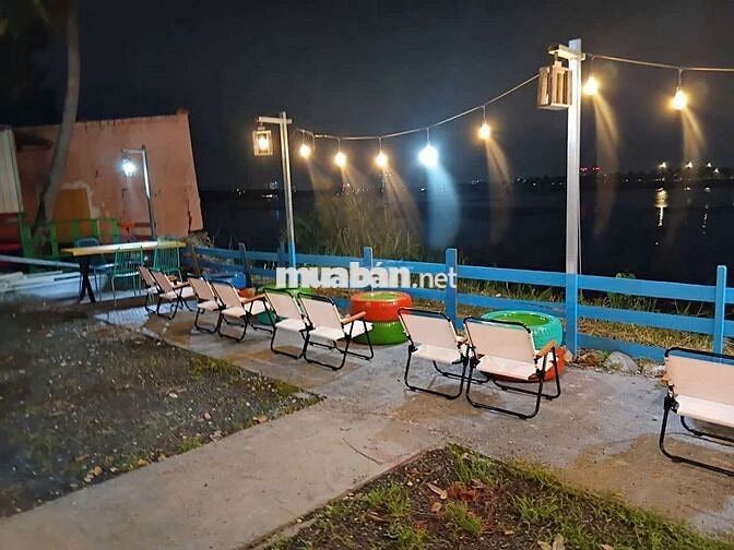 Cho thuê quán cafe sân vườn 500m2, mặt tiền sông lớn