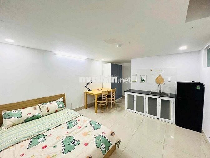 CHÍNH CHỦ CHO THUÊ CĂN STUDIO FULL NỘI THẤT GẦN TRUNG TÂM SIU THOÁNG