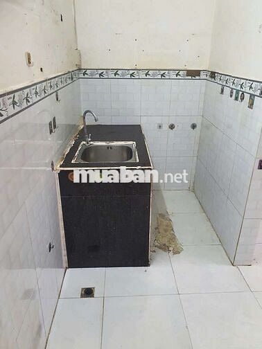 Nhà cho thue 4m × 6m lau 1p ngủ 2wc