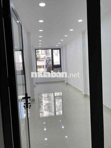 CHO THUÊ NHÀ MẶT TIỀN NGUYỂN CƯ TRINH,QUẬN 1(3lẦU)