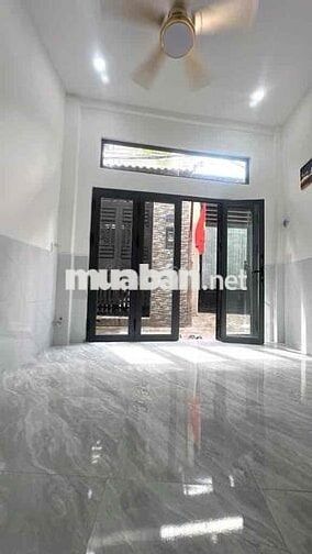 Nhà đẹp 4 tầng Âu Cơ Lê Đại Hành