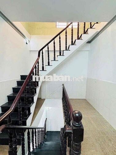 Làm ăn thua lỗ bán gấp nhà giá 3TỶ650 Kha Vạn Cân, Linh Đông, Thủ Đức
