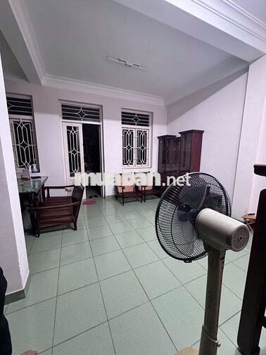 Nhà hẻm 97m2, 4 phòng ngủ, đường Nguyễn Văn Đậu