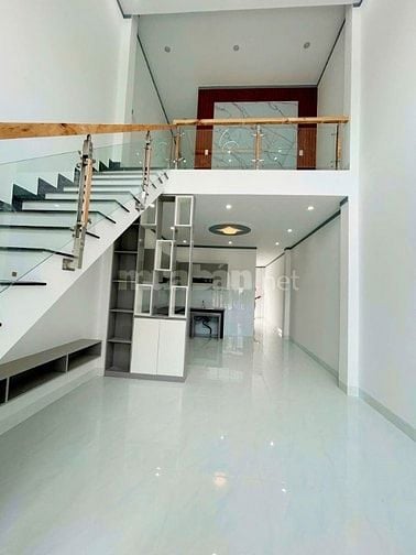 🌿 NHÀ GÁC LỬNG 3 PHÒNG NGỦ – SHR – GẦN CHỢ GIÁO XỨ GIANG ĐIỀN 