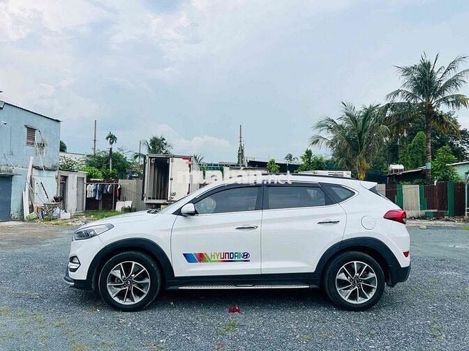 TUCSON DẦU ĐẶC BIỆT 2018