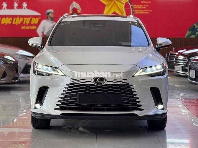 Lexus RX 2024 350 Premium - 14000 km