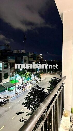Căn hộ Ban công -1PN- Tách bếp - Full Nội thất  - 35m2 Q.Bình Thạnh