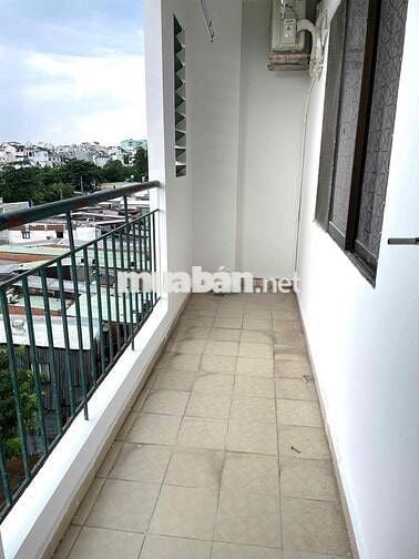 Chung cư Cửu Long cho thuê 3 phòng ngủ DT 127m2 nhà cơ bản, giá 13tr