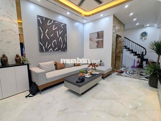 ✨ SIÊU PHẨM CẦU GIẤY - THANG MÁY NHẬP KHẨU - 38m2 HƠN 10 TỶ
