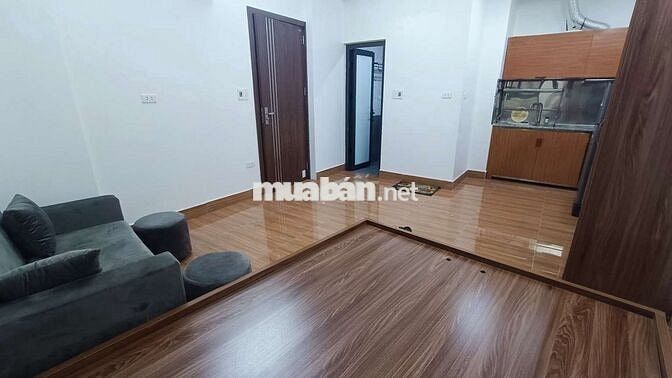 Ccmn 28m2 khép kín - ban công phơi đồ, đường Hoàng Ngân, Thanh Xuân