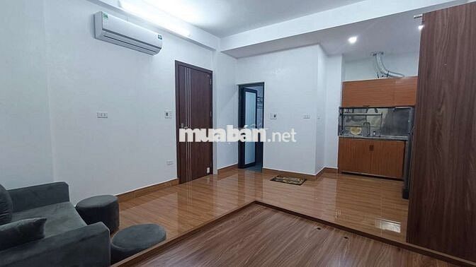 Ccmn 28m2 khép kín - ban công phơi đồ, đường Hoàng Ngân, Thanh Xuân