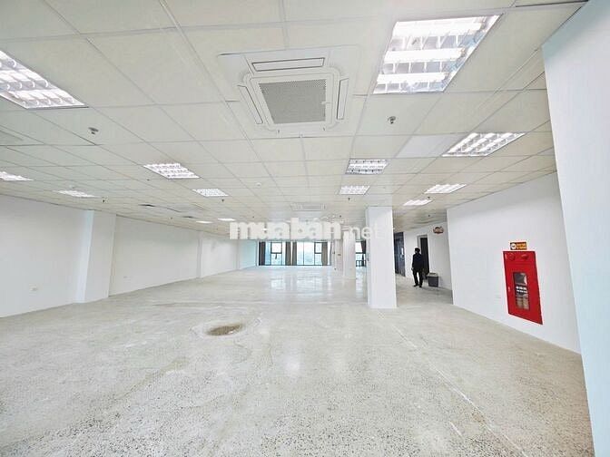 Cho thuê văn phòng Nguyễn Xiển 400m2 giá từ 55tr hợp vp, GAME, BI-A,..