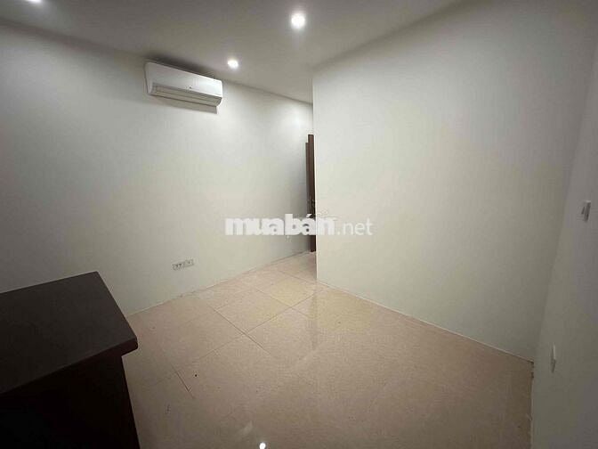 Bán căn hộ 50 năm tại Geleximco Southernstar 897 giải phóng