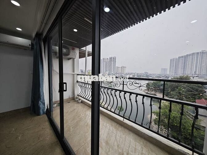 Cho thuê nhà nguyên căn Nguyễn Xiển view hồ 60m2 - 8 tầng chỉ 47tr