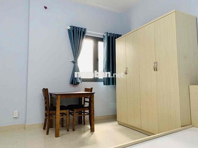 Cho thuê căn hộ Studio Cửa sổ trời Q4 gần ĐH Luật, ĐH Nguyễn Tất Thành