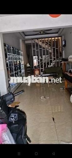 Cho thuê mặt tiền kinh doanh 2 lầu dĩ an Bình Dương