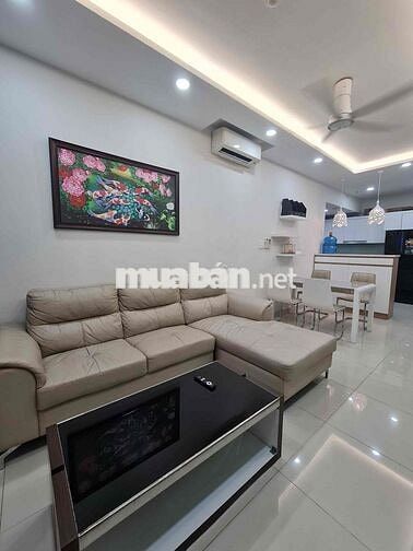 Cho thuê căn hộ 2 pn Celadon city