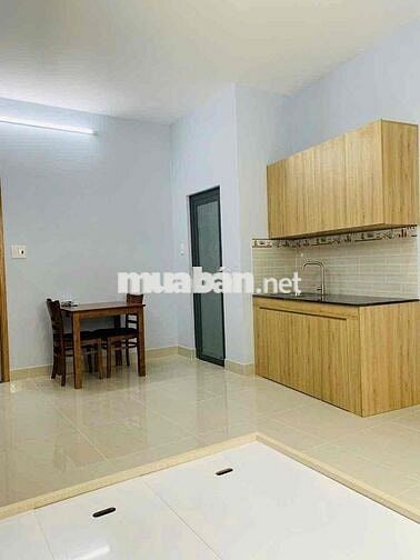 Cho thuê căn hộ Studio Cửa sổ trời Q4 gần ĐH Luật, ĐH Nguyễn Tất Thành