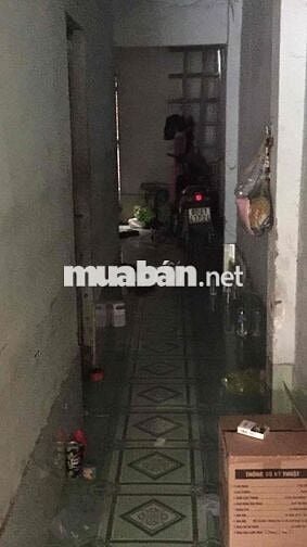 cho thuê dt -4x20 -2p ngủ -1wc gác diện chinh -3pha  nước sạch hẽm 4m