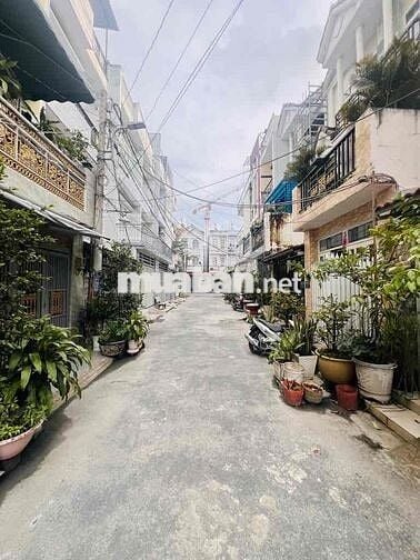Nhà đẹp nhỉnh 4 tỷ Lê Văn Lương Nhà Bè
