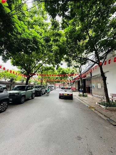 Bán nhà Phùng Chí Kiên, Cầu Giấy - 105m2 - 5 tầng - Ô tô - Kinh doanh  Bán nhà Phùng Chí Kiên, Cầu Giấy - 105m2 - 5 tầng - Ô tô - Kinh doanh