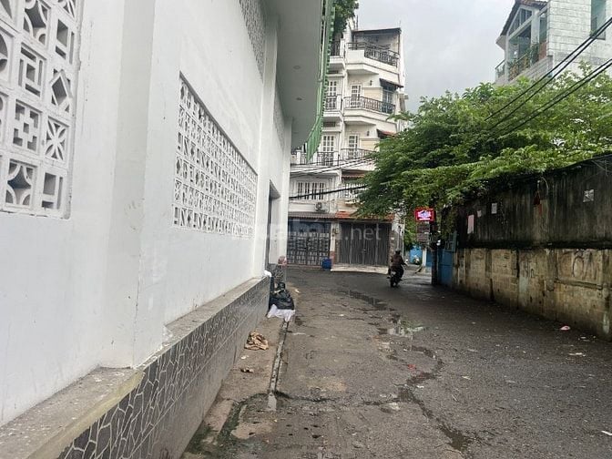 Bán đất trống hẻm 6m đường Nơ Trang Long P13 cách MT đường lớn 40 m