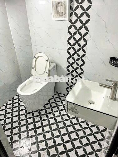 Hiếm! Nhà dân xây phố Hoàng Mai 47m2, 5 tầng, mt 5m giá nhỉnh 8 tỷ