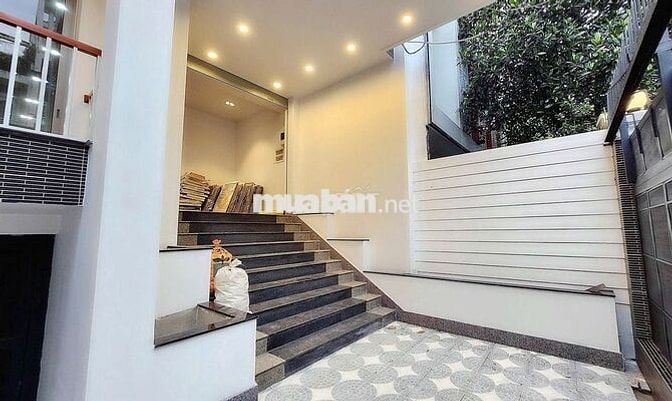 BIỆT THỰ SÂN VƯỜN SIÊU ĐẸP –156B  CỘNG HÒA, P13, TÂN BÌNH – KHU VIP