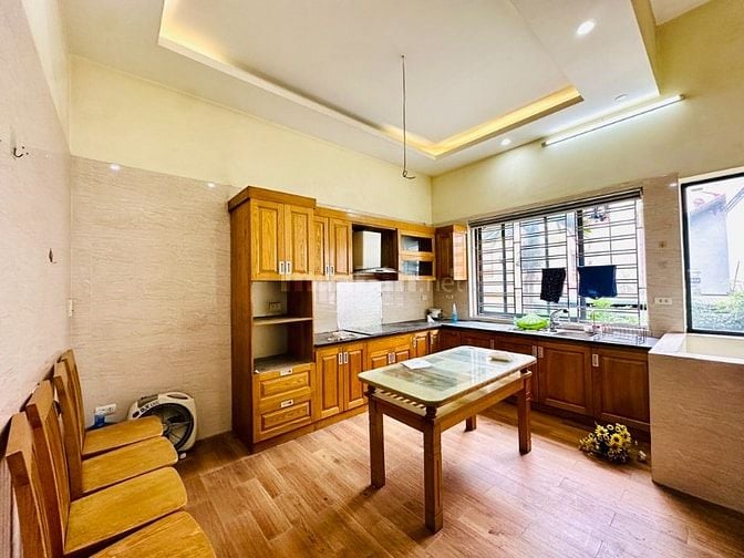 Bán nhà Phùng Chí Kiên, Cầu Giấy - 105m2 - 5 tầng - Ô tô - Kinh doanh  Bán nhà Phùng Chí Kiên, Cầu Giấy - 105m2 - 5 tầng - Ô tô - Kinh doanh