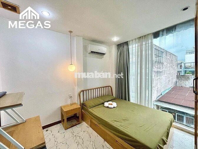 Trống căn BAN CÔNG Full nội thất ngay CMT8 Quận 10