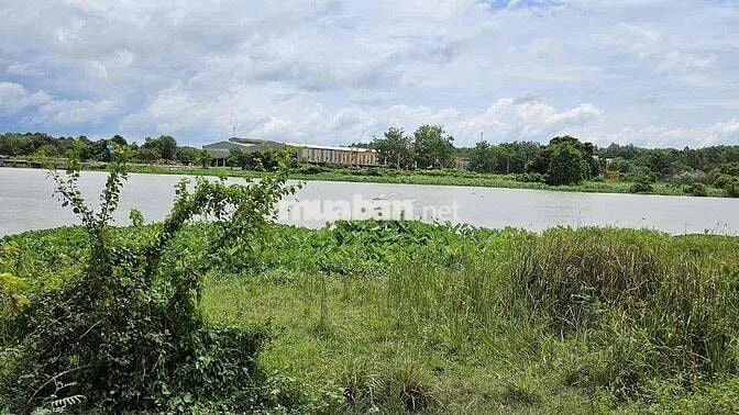 Đất mặt tiền sông Sài Gòn - Cảng Rạch Bắp