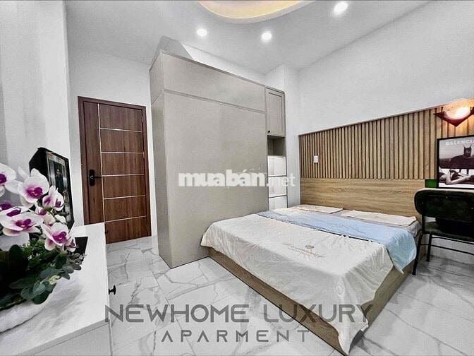 Quá đẳng cấp cho căn hộ này , đẹp sang có cả hồ nuôi cá , cây cảnh hoà