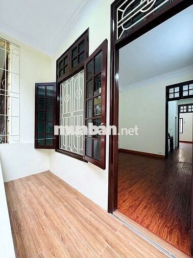 CHO THUÊ NHÀ NGUYÊN CĂN 4 TẦNG NGÕ NGỌC THỤY, LONG BIÊN Ô TÔ ĐỖ CỬA