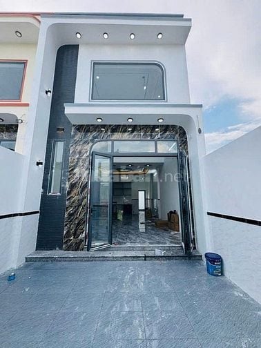 💥 CHÍNH BÁN SIÊU PHẨM NHÀ PHỐ CAO CẤP – XÃ BÀ ĐIỂM SHR 4 TỶ 380TR