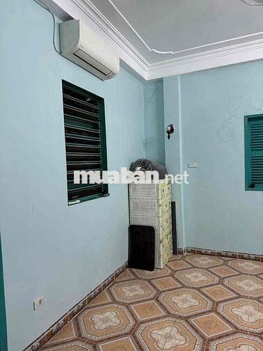 Cần bán gấp nhà phố Lý Nam Đế 25m  5 tầng 3.8mt  5.5 Tỷ Hoàn Kiếm